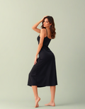 Vestito Midi Donna con Scollo a V – Eleganza Casual per Ogni Giorno